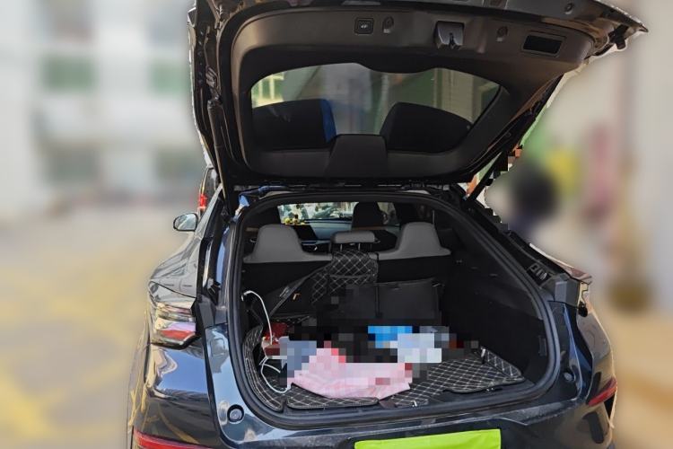 Used CHANGAN UNI-T 2022 1.5T Flagship Edition Trunk