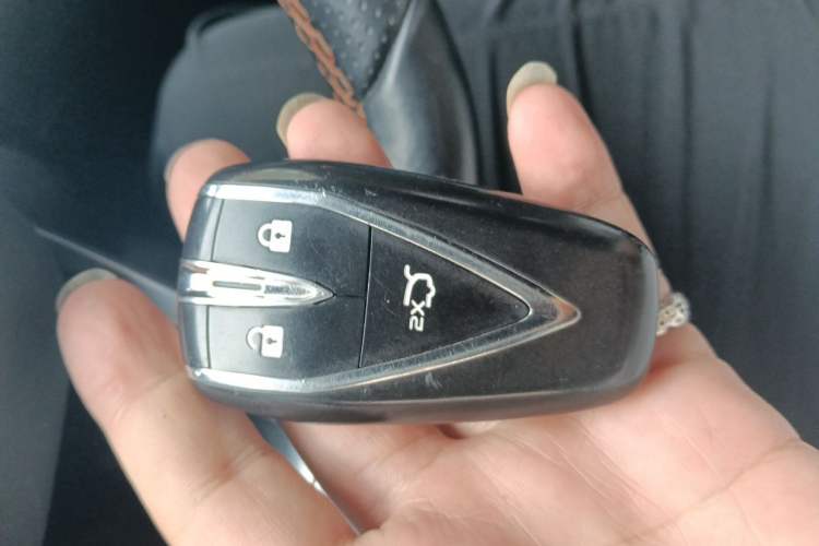 Used CHANGAN UNI-T 2022 1.5T Prestige Version Vehicle Key