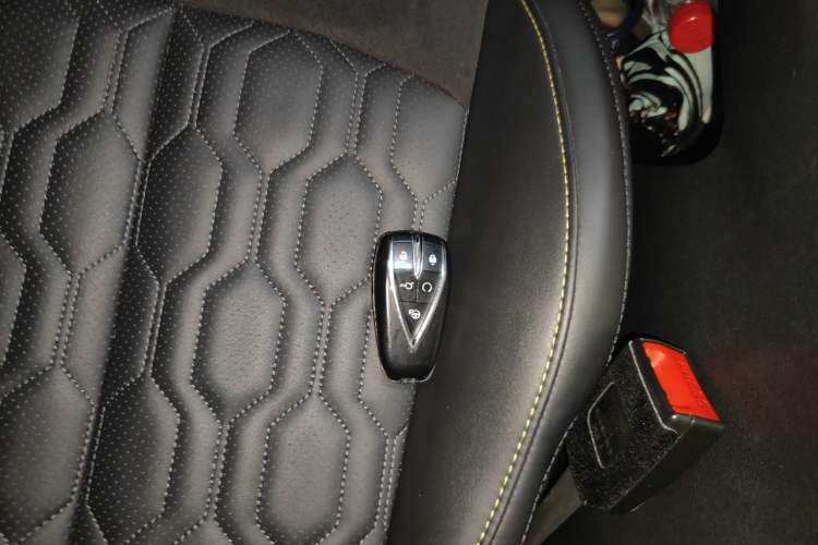 Used CHANGAN UNI-T 2022 1.5T Sport Edition Flagship Version Vehicle Key