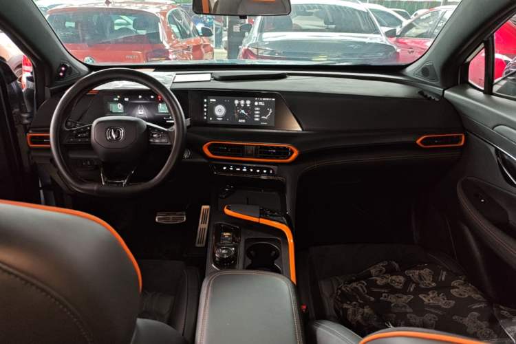Used CHANGAN UNI-T 2022 1.5T Sport Edition Flagship Version Center Console