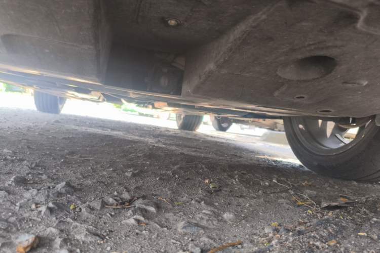 Used CHANGAN UNI-T 2022 1.5T Sport Edition Flagship Version Chassis Front