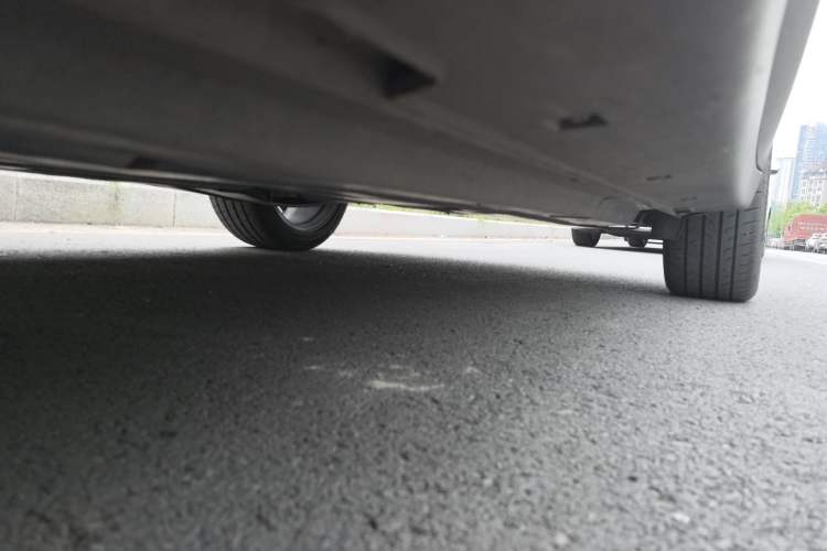 Used CHANGAN UNI-T 2022 1.5T Prestige Version Chassis Front Left