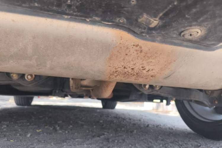 Used CHANGAN UNI-T 2022 1.5T Sport Edition Flagship Version Chassis Rear