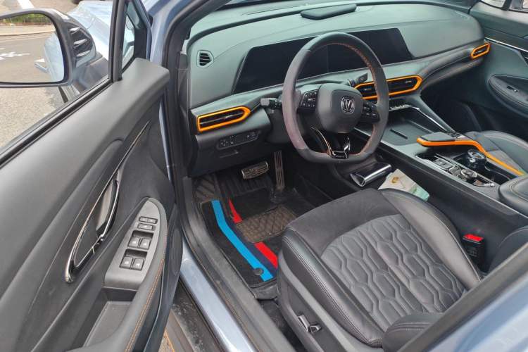 Used CHANGAN UNI-T 2022 1.5T Sport Edition Premium Version Driver Seat