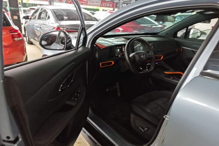 Used CHANGAN UNI-T 2022 1.5T Sport Edition Flagship Version Driver Seat