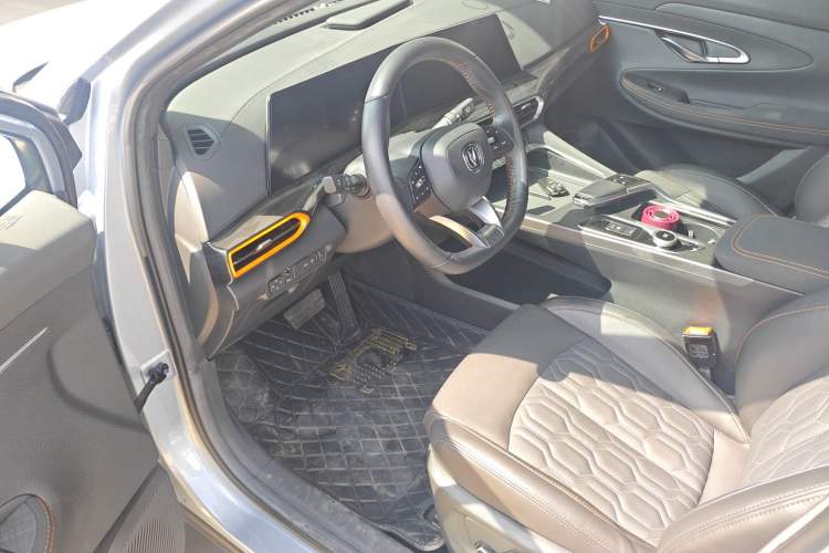 Used CHANGAN UNI-T 2022 2.0T Flagship Edition Driver Seat