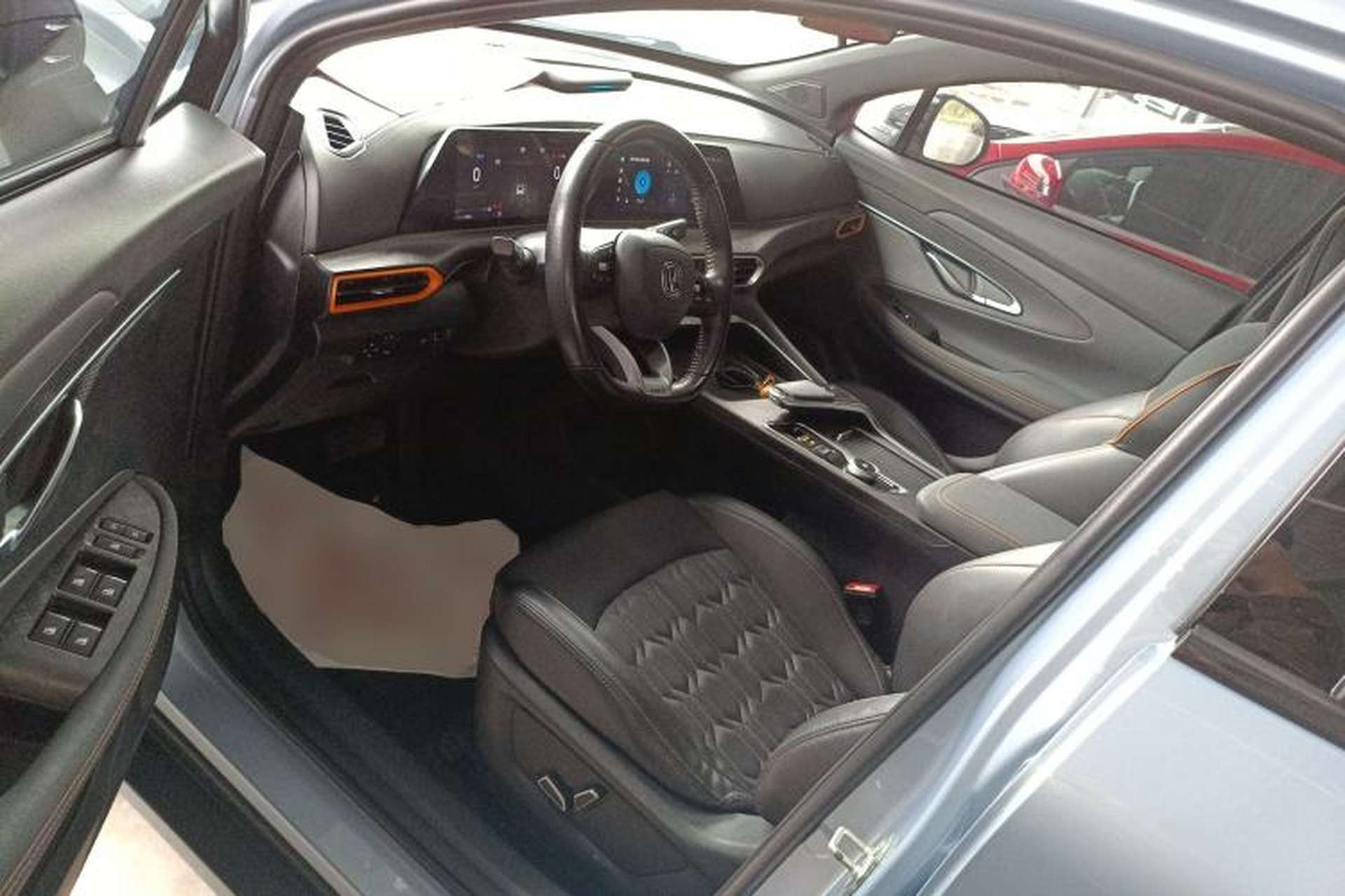 Used CHANGAN UNI-T 2022 2.0T Prestige Version Driver Seat