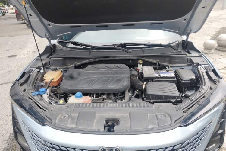 Used CHANGAN UNI-T 2022 1.5T Flagship Edition Engine Bay