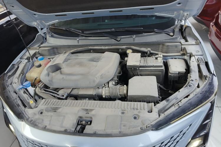 Used CHANGAN UNI-T 2022 2.0T Prestige Version Engine Bay