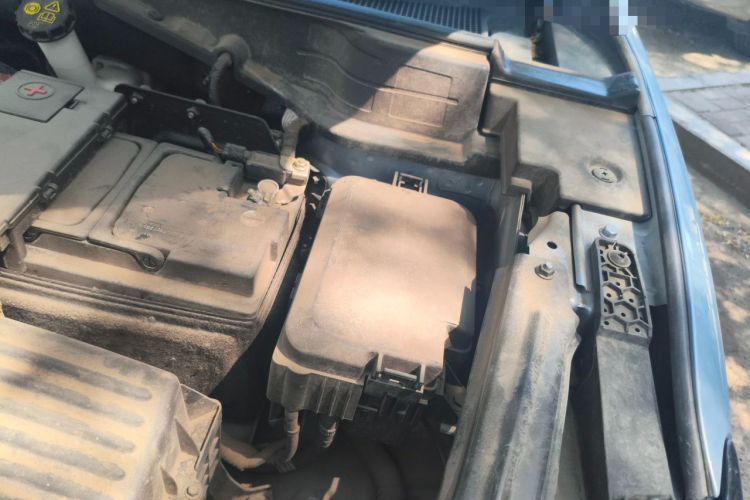 Used CHANGAN UNI-T 2022 1.5T Sport Edition Flagship Version Engine Bay Left