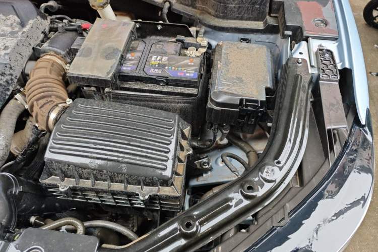 Used CHANGAN UNI-T 2022 1.5T Sport Edition Premium Version Engine Bay Left