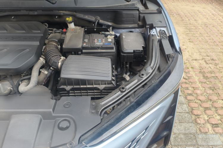 Used CHANGAN UNI-T 2022 1.5T Luxury Edition Engine Bay Left