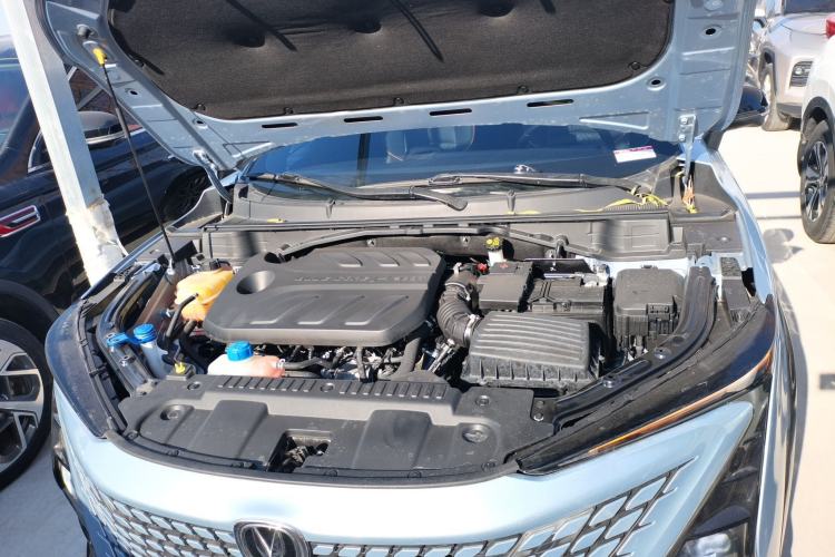 Used CHANGAN UNI-T 2022 1.5T Sport Edition Premium Version Engine Bay