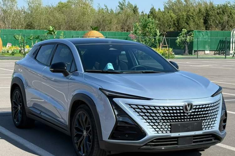 Used CHANGAN UNI-T 2022 2.0T Flagship Edition Exterior 1