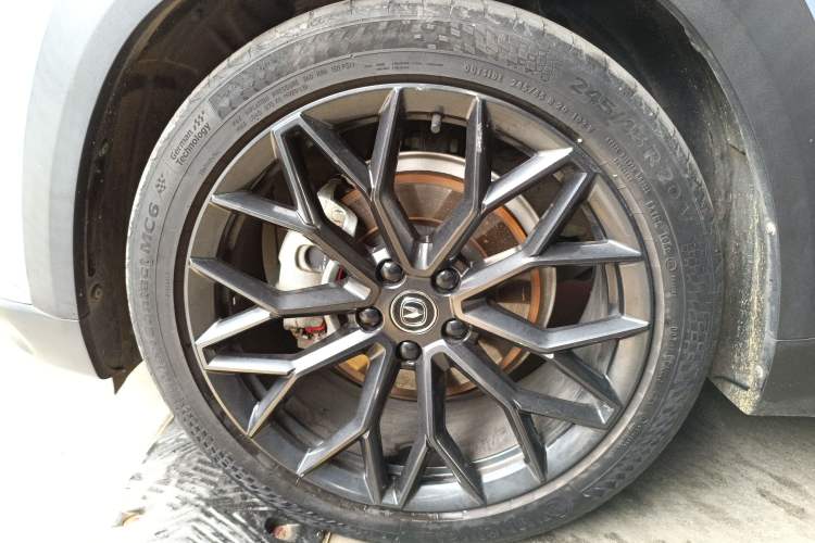 Used CHANGAN UNI-T 2022 2.0T Prestige Version Exterior 3