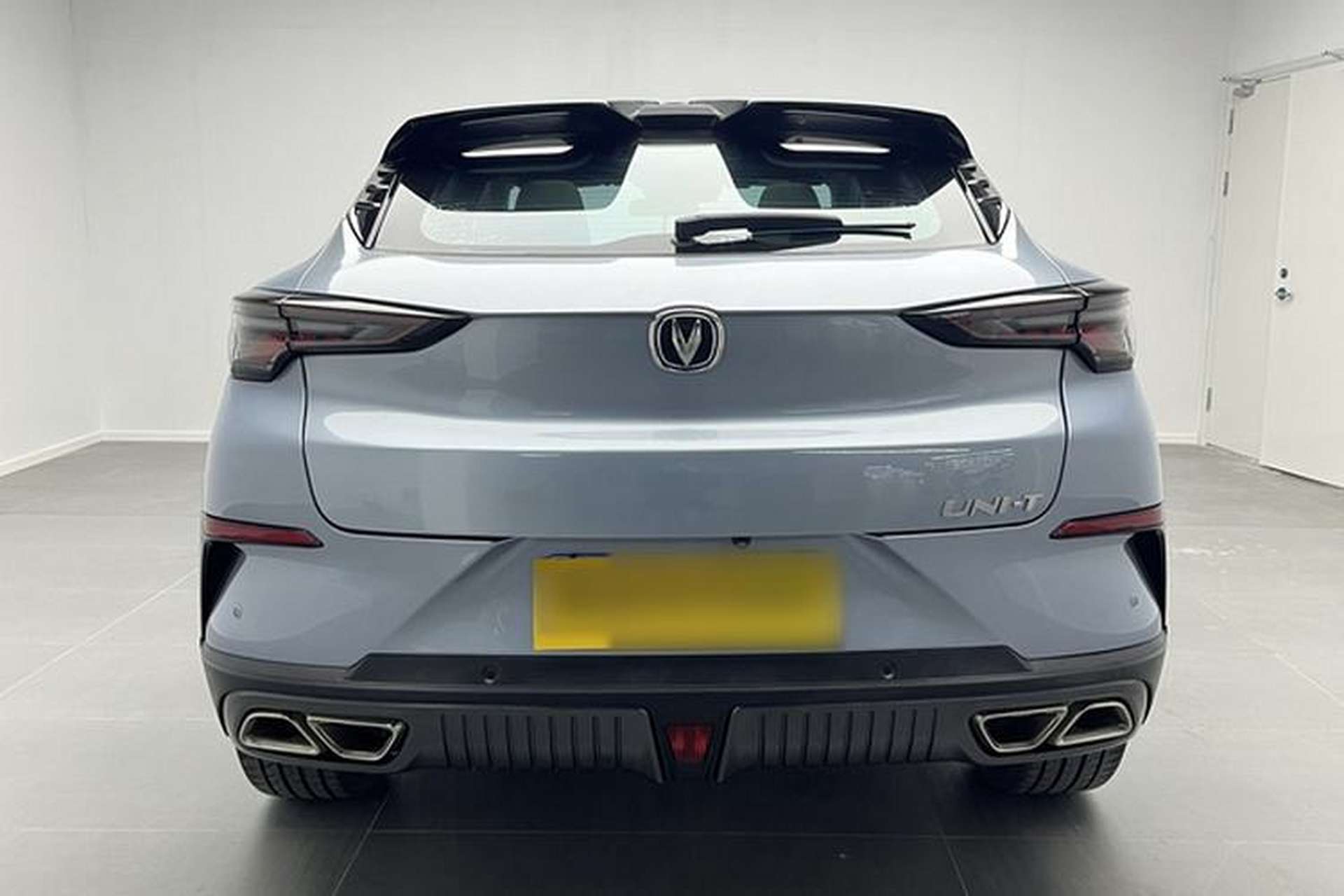 Used CHANGAN UNI-T 2022 1.5T Flagship Edition Exterior 4