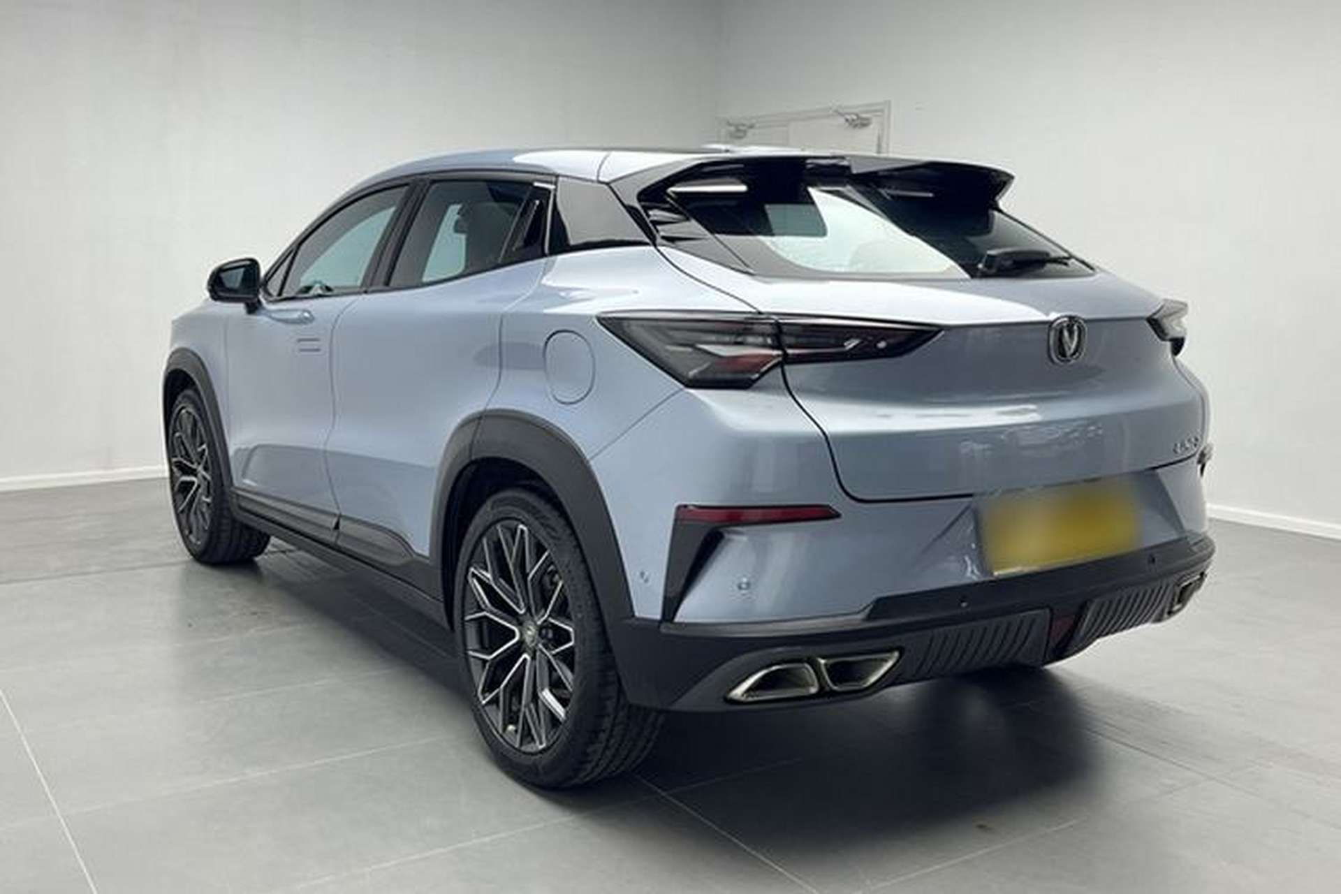 Used CHANGAN UNI-T 2022 1.5T Flagship Edition Exterior 6