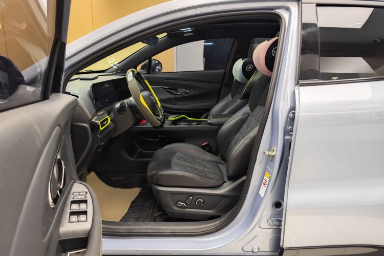 Used CHANGAN UNI-T 2022 1.5T Sport Edition Flagship Version Exterior 9