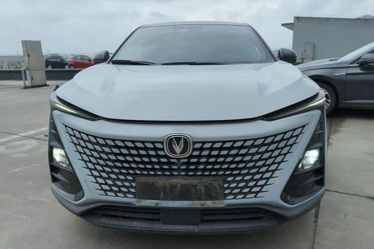 Used CHANGAN UNI-T 2022 2.0T Prestige Version Front