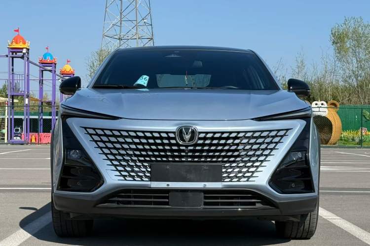 Used CHANGAN UNI-T 2022 2.0T Flagship Edition Front