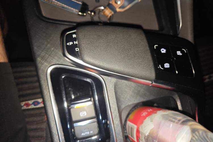 Used CHANGAN UNI-T 2022 1.5T Prestige Version Gear Lever