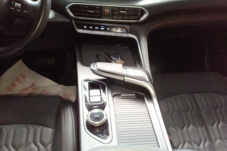 Used CHANGAN UNI-T 2022 2.0T Prestige Version Gear Lever