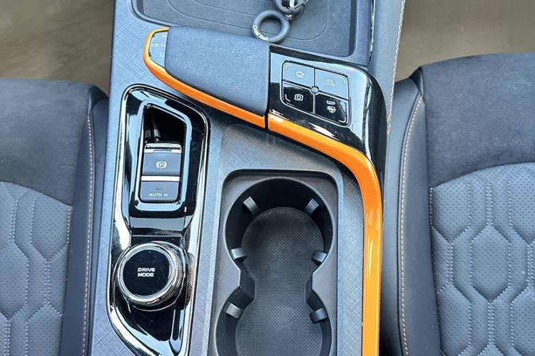 Used CHANGAN UNI-T 2022 1.5T Sport Edition Flagship Version Gear Lever