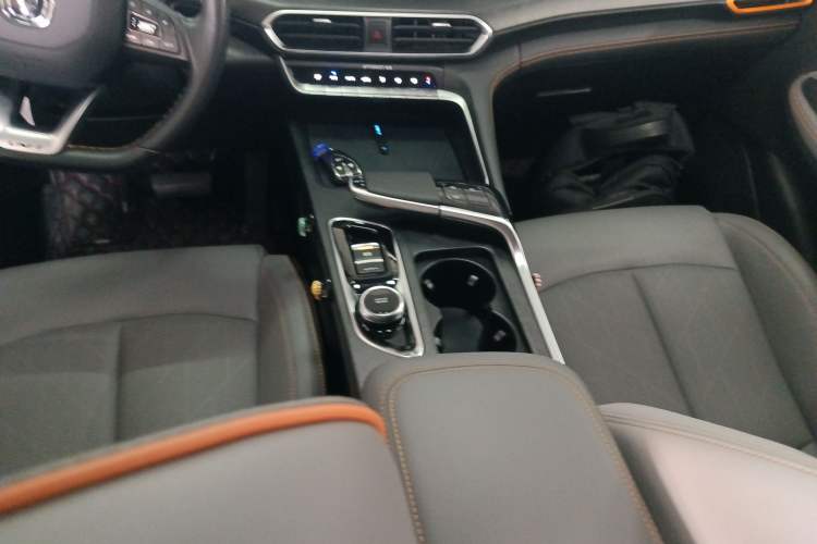Used CHANGAN UNI-T 2022 1.5T Prestige Version Gear Lever