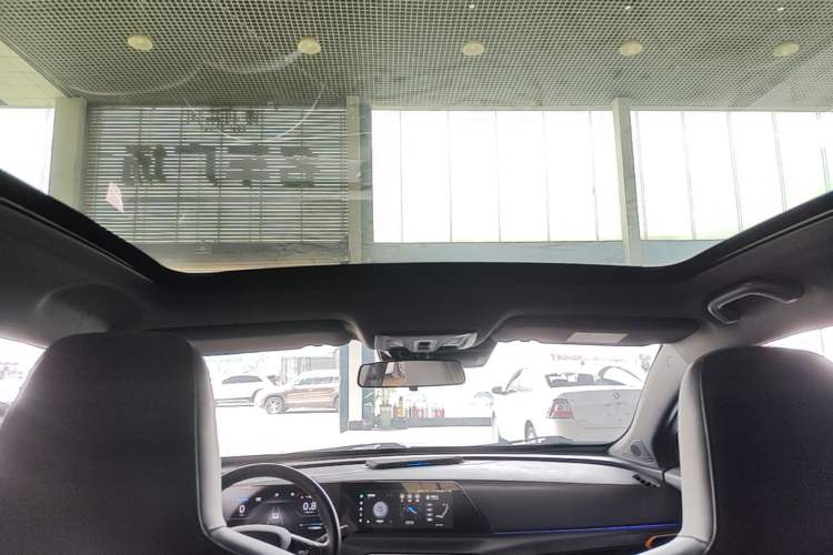 Used CHANGAN UNI-T 2022 1.5T Prestige Version Headliner