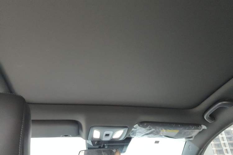 Used CHANGAN UNI-T 2022 2.0T Prestige Version Headliner