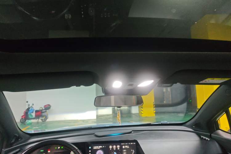 Used CHANGAN UNI-T 2022 1.5T Flagship Edition Headliner