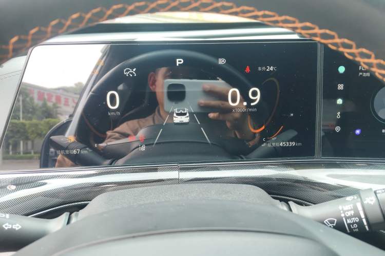 Used CHANGAN UNI-T 2022 1.5T Flagship Edition Instrument Cluster