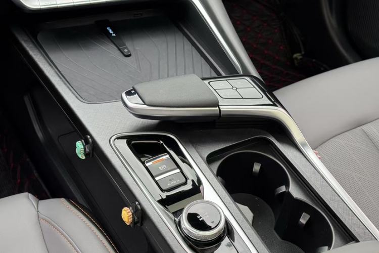 Used CHANGAN UNI-T 2022 1.5T Prestige Version Interior 1