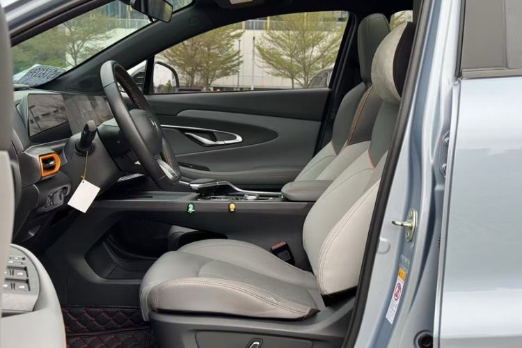 Used CHANGAN UNI-T 2022 1.5T Prestige Version Interior 2