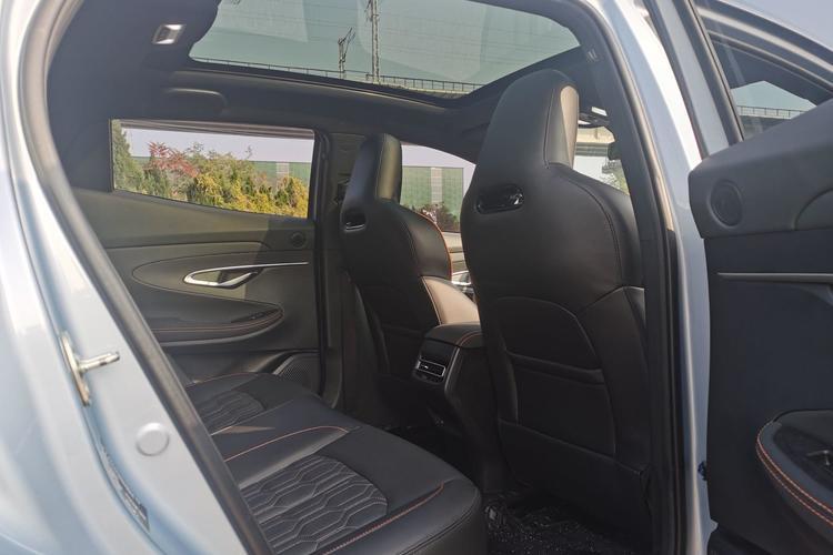 Used CHANGAN UNI-T 2022 2.0T Prestige Version Interior 7