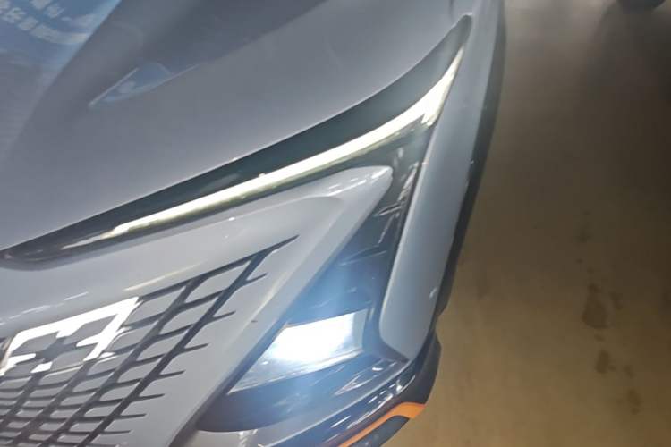 Used CHANGAN UNI-T 2022 1.5T Sport Edition Flagship Version Left Front Headlight