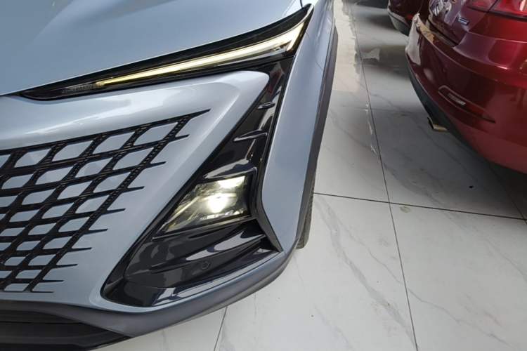 Used CHANGAN UNI-T 2022 2.0T Prestige Version Left Front Headlight