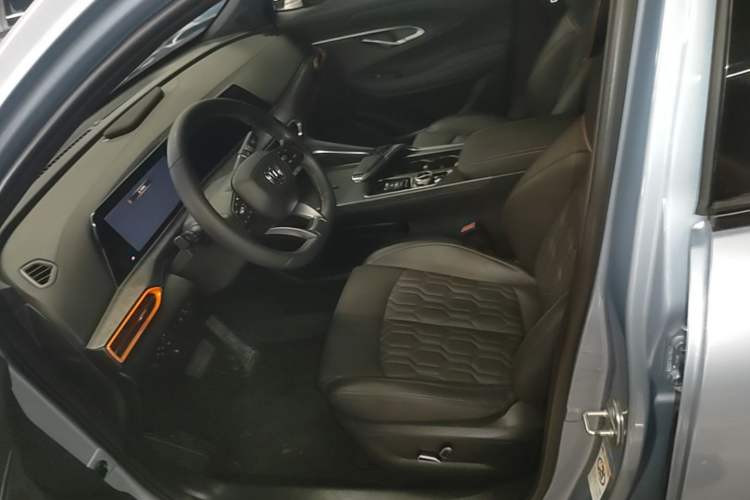 Used CHANGAN UNI-T 2022 2.0T Prestige Version Left Front Seat