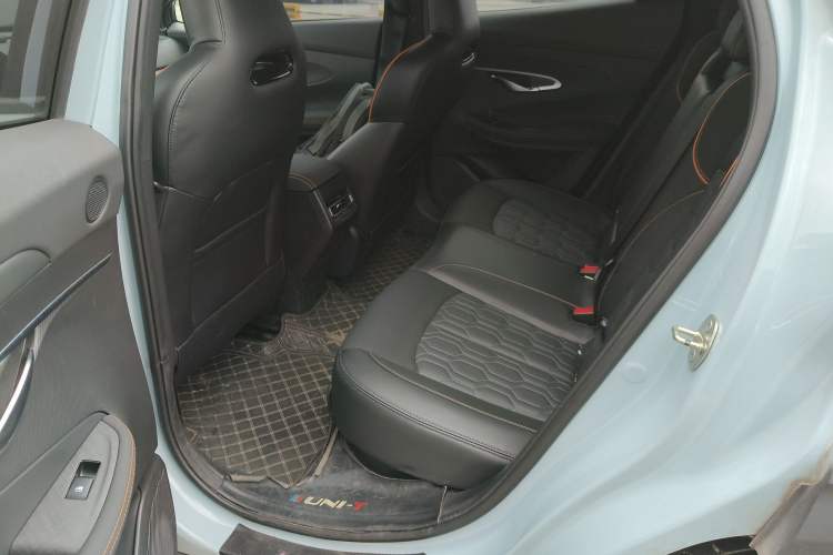 Used CHANGAN UNI-T 2022 2.0T Prestige Version Left Rear Seat