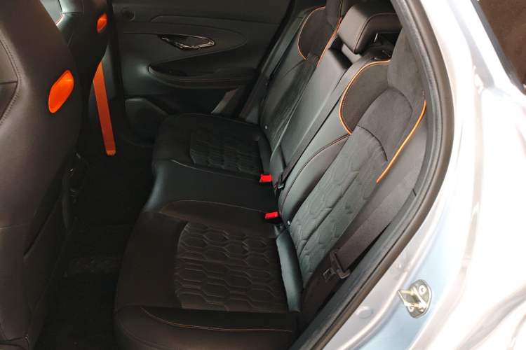 Used CHANGAN UNI-T 2022 1.5T Sport Edition Flagship Version Left Rear Seat