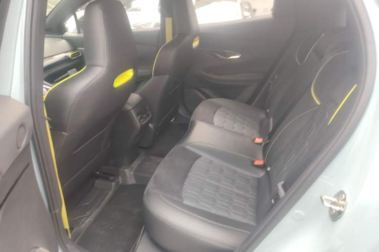Used CHANGAN UNI-T 2022 2.0T Sport Edition Flagship Version Left Rear Seat