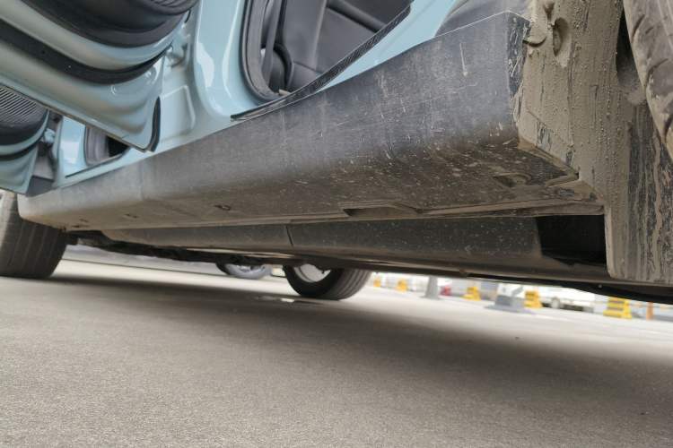 Used CHANGAN UNI-T 2022 2.0T Prestige Version Left Side Sill