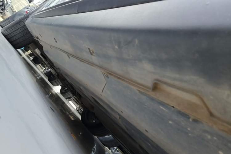 Used CHANGAN UNI-T 2022 2.0T Prestige Version Left Side Sill