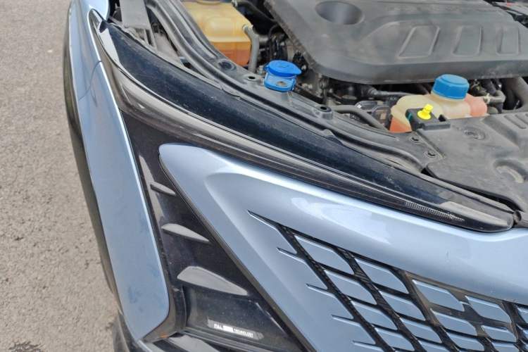 Used CHANGAN UNI-T 2022 1.5T Sport Edition Premium Version Right Front Headlight