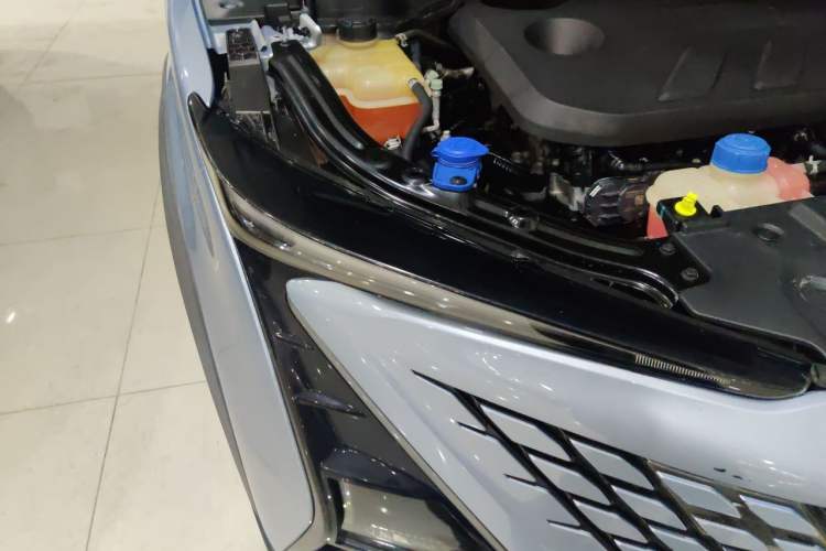 Used CHANGAN UNI-T 2022 1.5T Luxury Edition Right Front Headlight