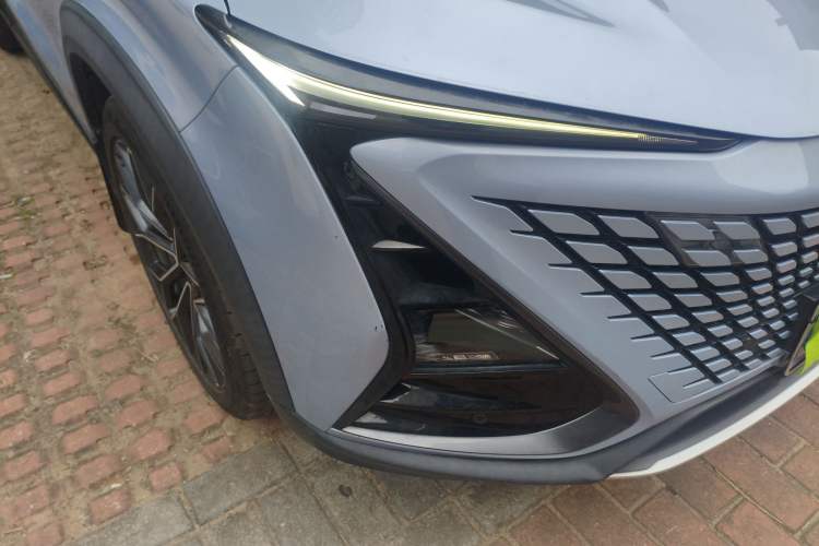Used CHANGAN UNI-T 2022 1.5T Luxury Edition Right Front Headlight