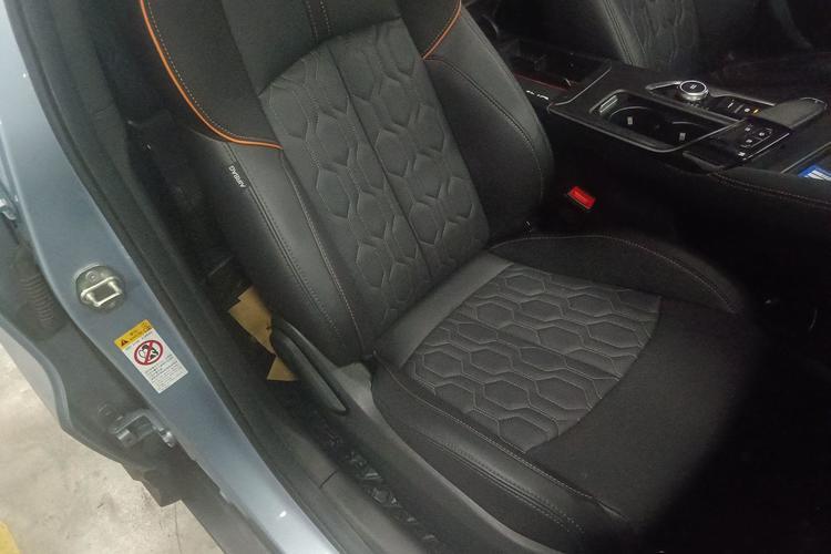 Used CHANGAN UNI-T 2022 2.0T Prestige Version Right Front Seat