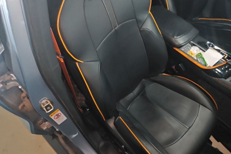 Used CHANGAN UNI-T 2022 1.5T Sport Edition Flagship Version Right Front Seat
