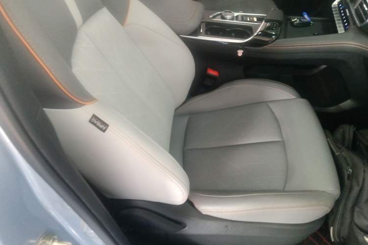 Used CHANGAN UNI-T 2022 1.5T Prestige Version Right Front Seat
