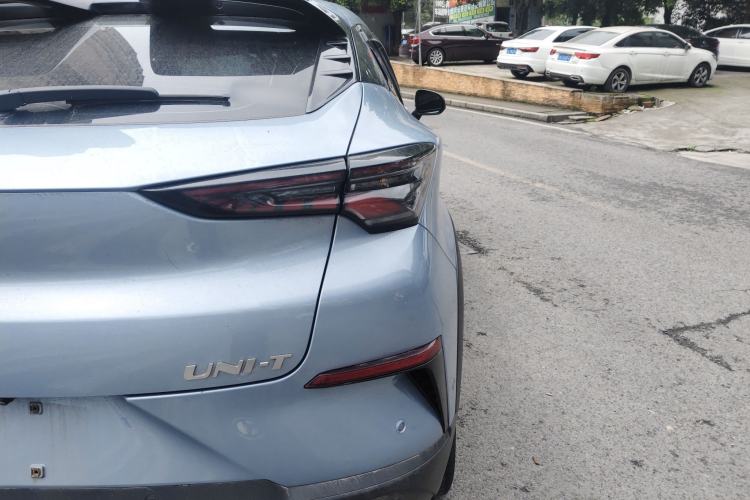 Used CHANGAN UNI-T 2022 1.5T Flagship Edition Right Rear Taillight